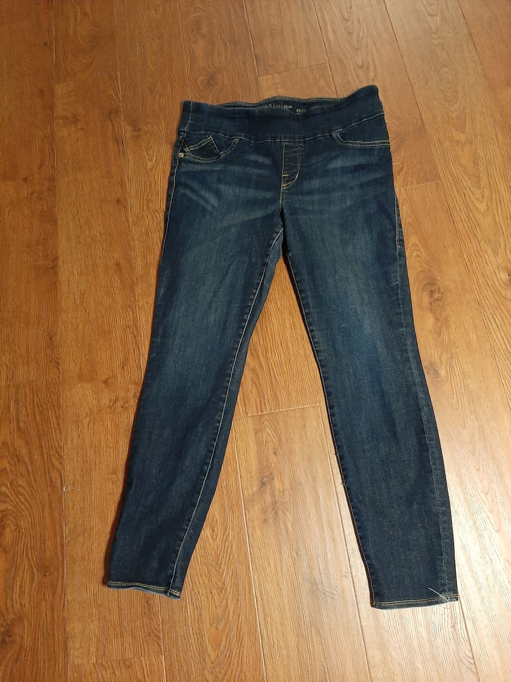 Rock & Republic Jeans 16